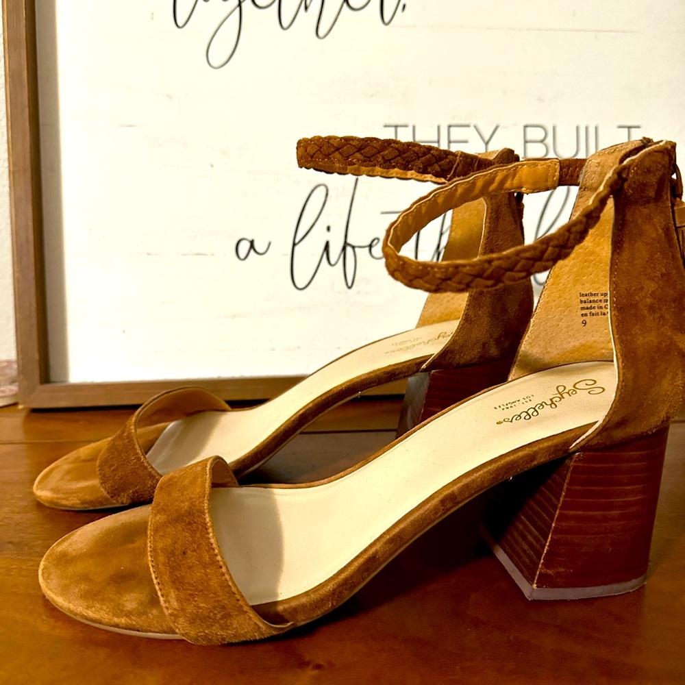Seychelles sandals